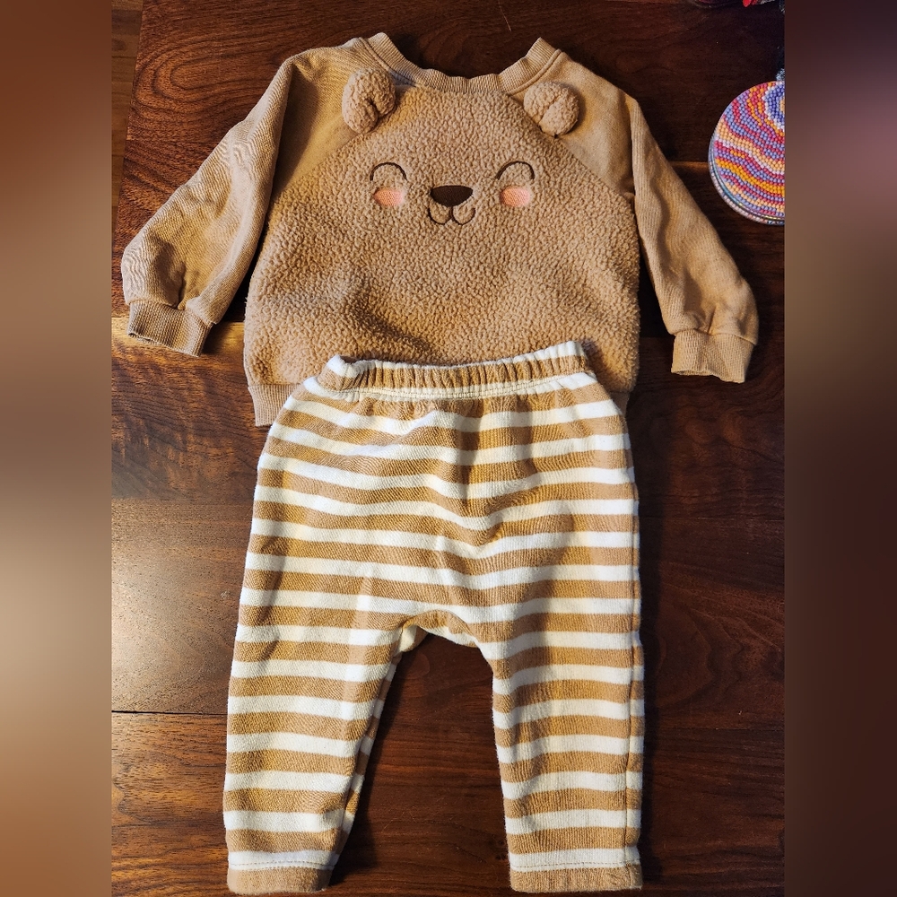 Old Navy Brown Bear Kids Matching Set